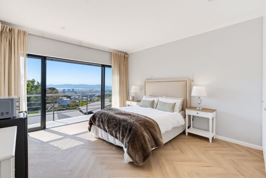 3 Bedroom Property for Sale in Higgovale Western Cape